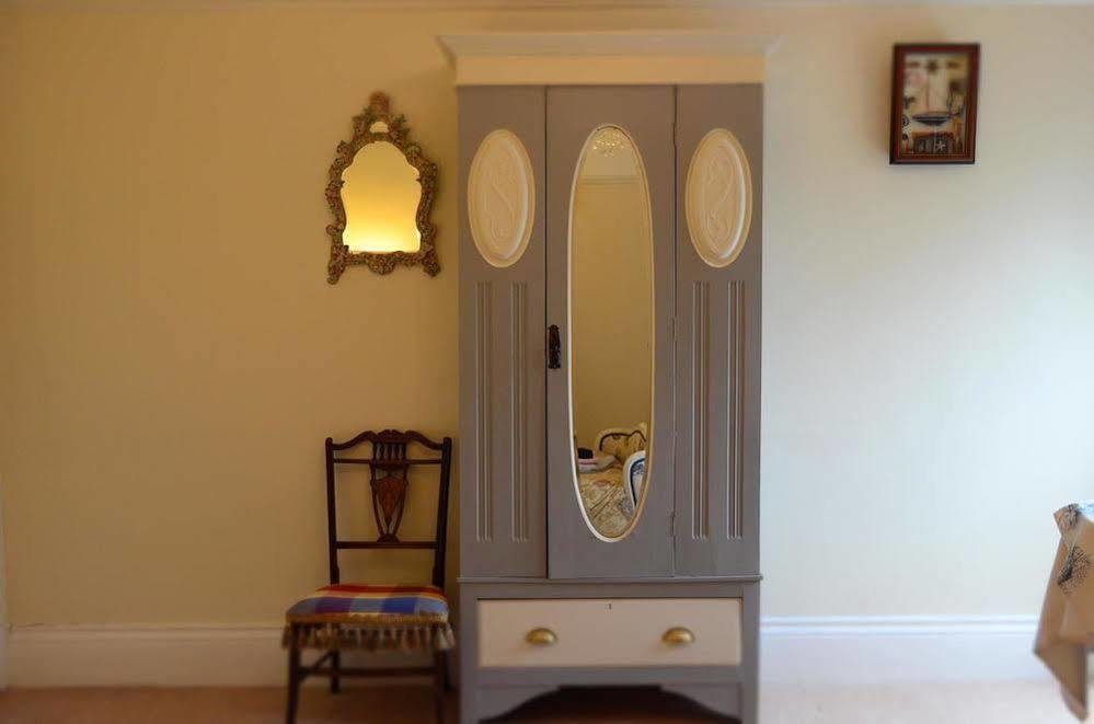 The Priory B&B Whitchurch  Eksteriør billede