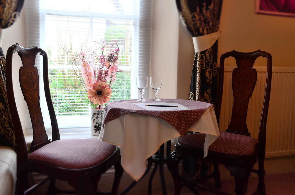 The Priory B&B Whitchurch  Eksteriør billede